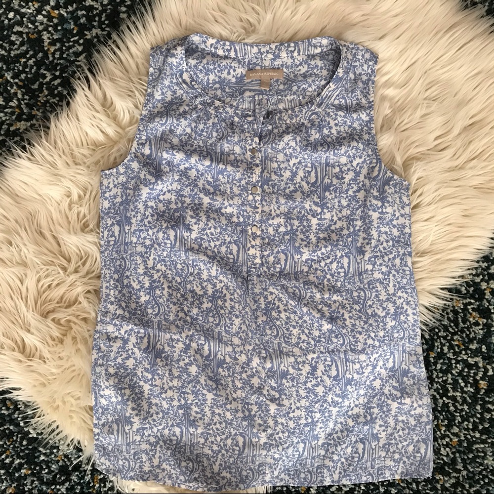 Banana Republic Sleeveless Blouse